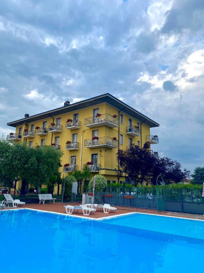 Hotel Bella Peschiera Peschiera del Garda Exterior foto